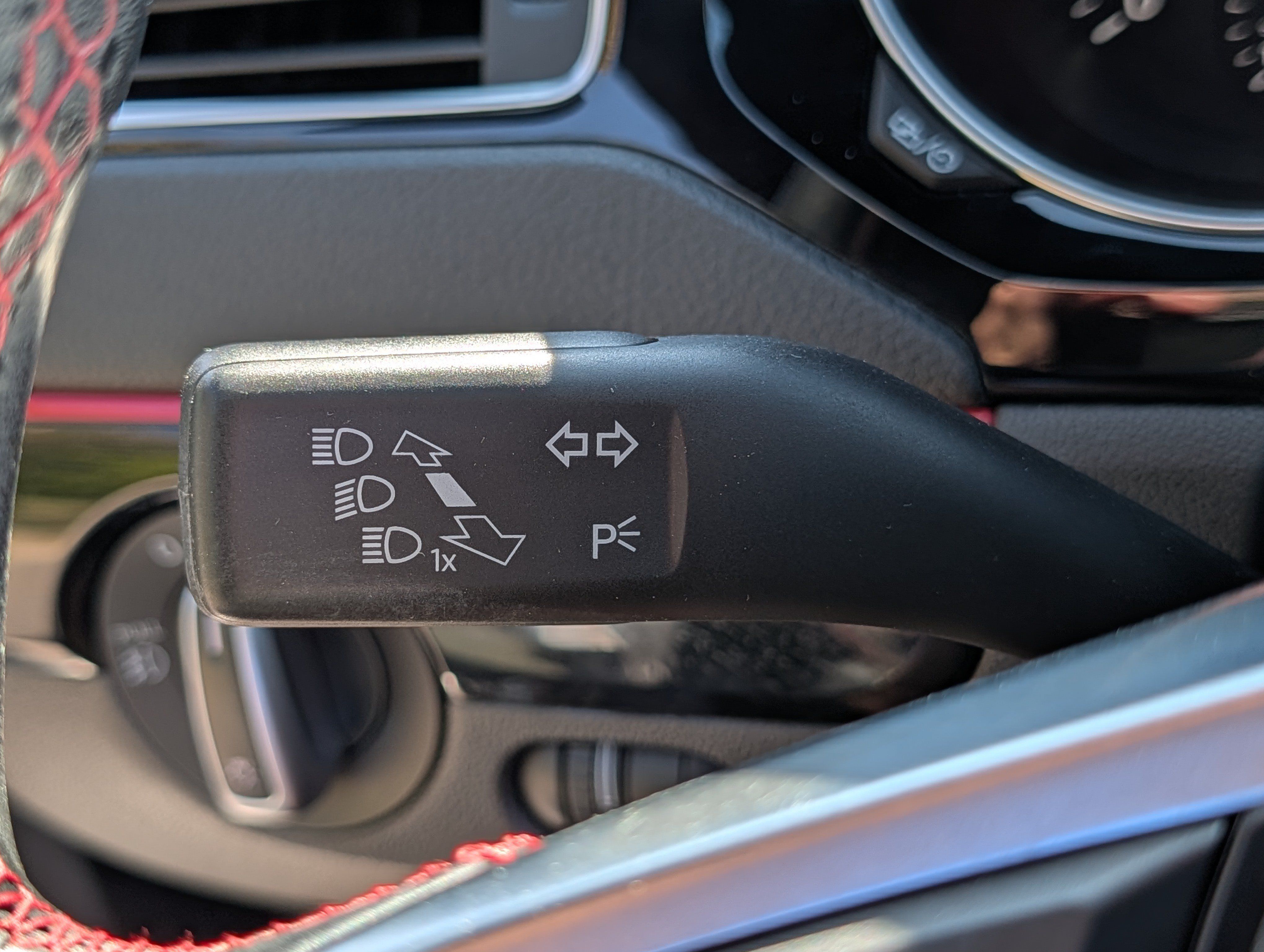 Used 2017 Volkswagen Jetta GLI FWD image 30