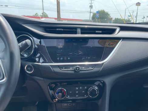 Used 2023 Buick Encore GX Preferred w/ Cold Weather Comfort Package FWD image 11