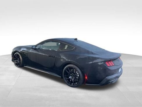 Used 2024 Ford Mustang GT Premium image 6