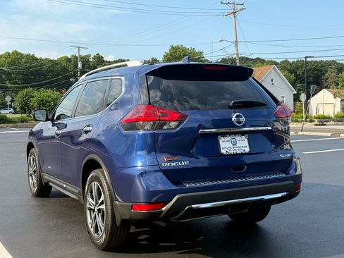 Used 2017 Nissan Rogue SL w/ SL Premium Package AWD/4WD image 7