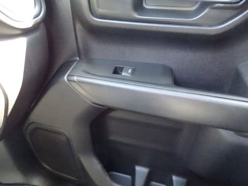 Certified 2022 Chevrolet Silverado 1500 Custom RWD image 10