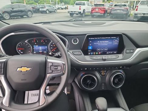 Used 2021 Chevrolet Blazer LT AWD/4WD image 32