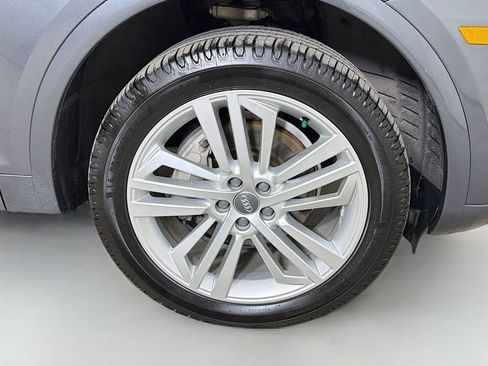Used 2018 Audi Q5 2.0T Premium Plus w/ Premium Plus Package AWD/4WD image 28