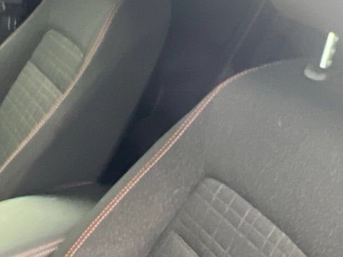 Used 2025 Honda HR-V Sport image 9
