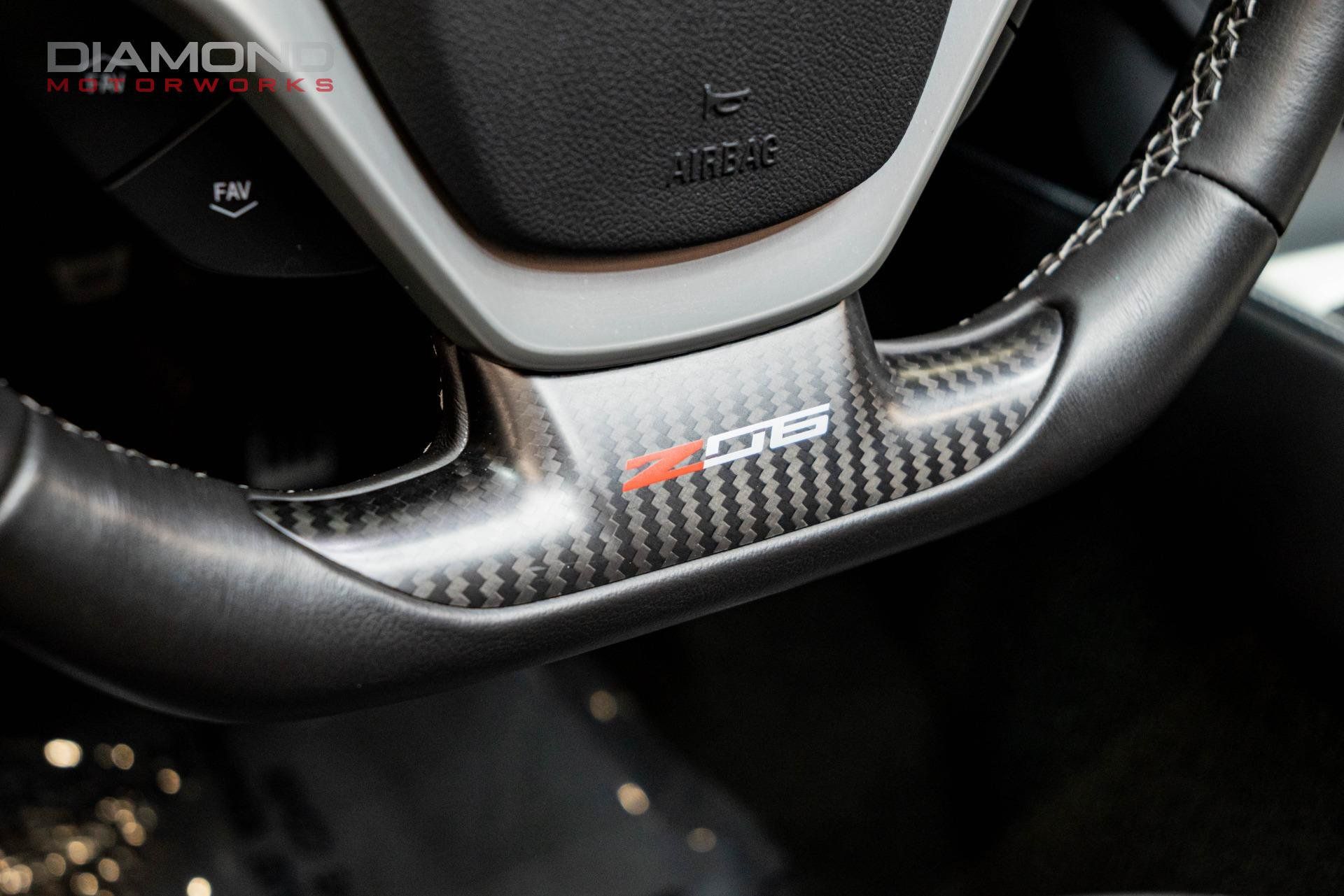 Used 2015 Chevrolet Corvette Z06 w/ 3LZ Preferred Equipment Group RWD image 94