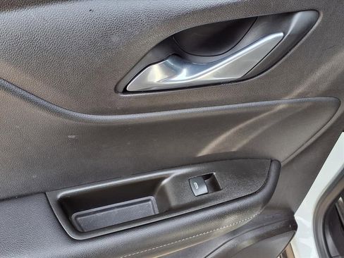 Used 2021 Chevrolet Blazer LT image 18