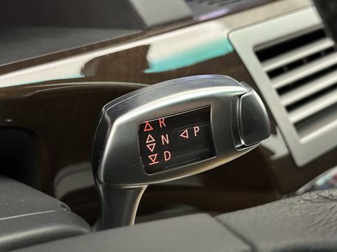 Used 2007 BMW 750i image 19