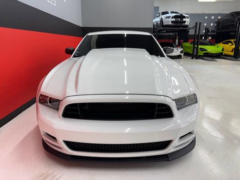 Used 2013 Ford Mustang GT Premium w/ Comfort Pkg image 11