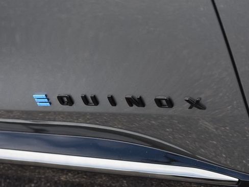 New 2026 Chevrolet Equinox EV RS AWD/4WD image 13