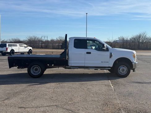 Used 2017 Ford F350 XLT image 4