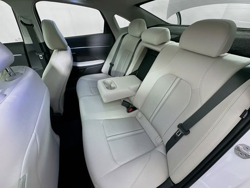Used 2025 Hyundai Sonata SEL FWD image 27