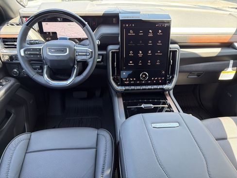 New 2026 GMC Yukon Denali w/ Denali Reserve Package RWD image 2