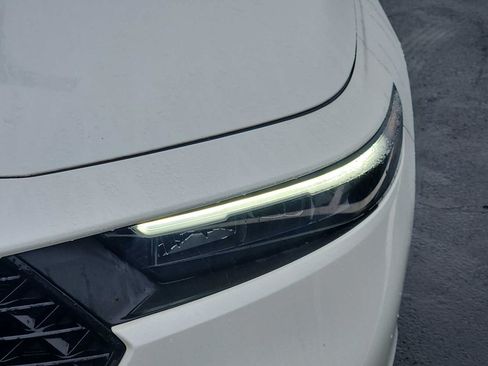 Used 2023 Honda Accord LX image 9