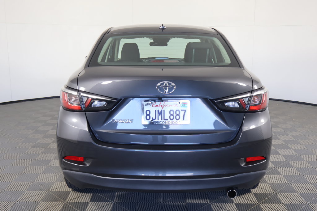 Used 2019 Toyota Yaris L FWD image 5