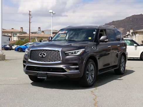 Used 2024 INFINITI QX80 Luxe AWD/4WD image 8