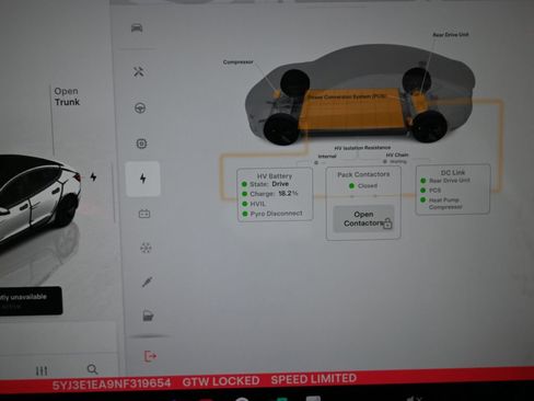 Used 2022 Tesla Model 3 image 17