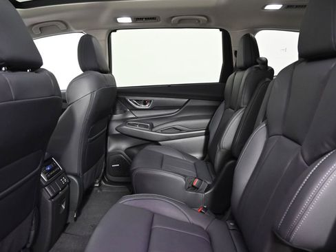 Used 2025 Subaru Ascent Limited w/ Popular Package #2 image 21