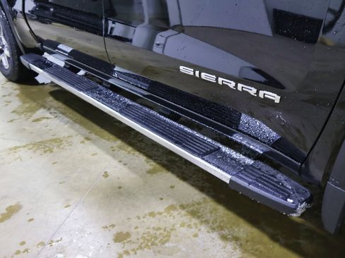 New 2026 GMC Sierra 1500 SLT w/ SLT Premium Plus Package image 5