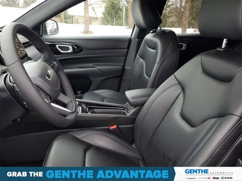 New 2026 Jeep Compass Limited image 7