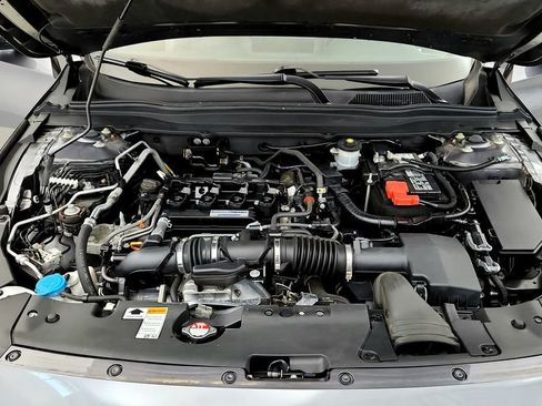 Used 2019 Honda Accord Sport image 15