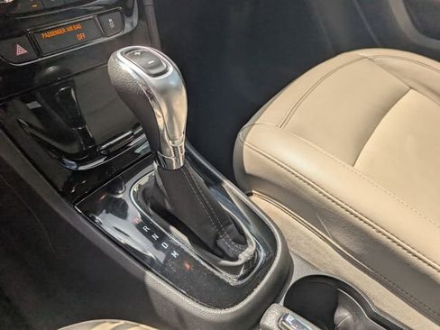 Used 2017 Buick Encore Essence FWD image 22