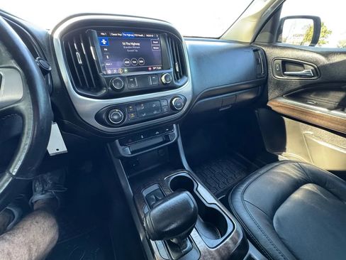 Used 2020 GMC Canyon SLE w/ Trailering Package image 12