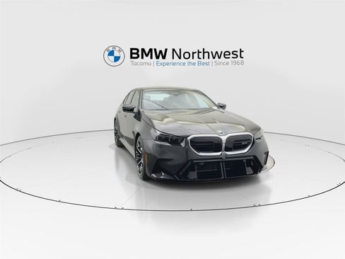 New 2026 BMW M5 image 7