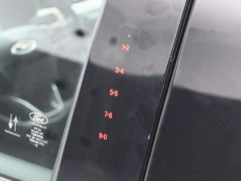 Used 2020 Ford Escape SEL image 27