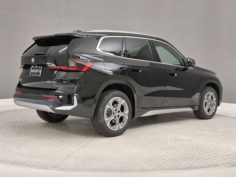 New 2026 BMW X1 xDrive28i w/ Technology Package AWD/4WD image 7