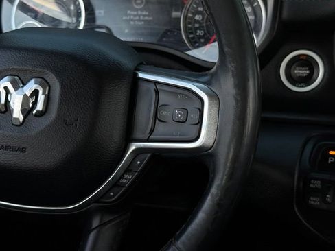 Used 2019 RAM 1500 Laramie AWD/4WD image 8