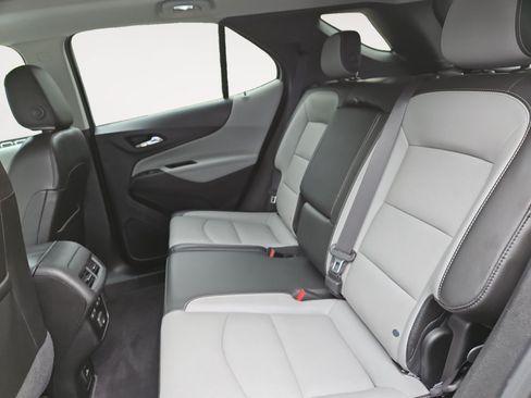 Used 2019 Chevrolet Equinox Premier FWD image 13