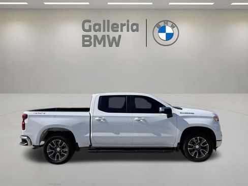 Used 2023 Chevrolet Silverado 1500 LT AWD/4WD image 6