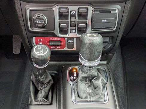 New 2026 Jeep Wrangler Unlimited Sport image 19