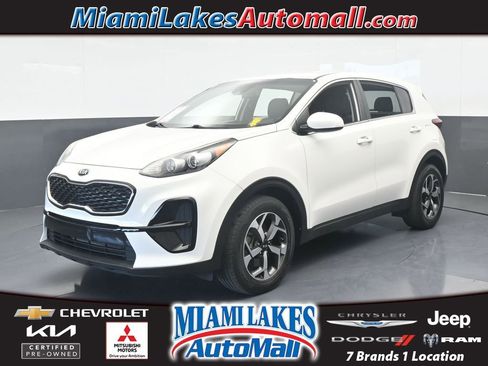 Used 2020 Kia Sportage LX image 1