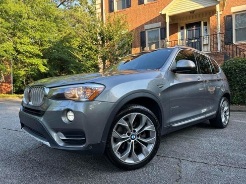Used 2017 BMW X3 sDrive28i RWD image 1