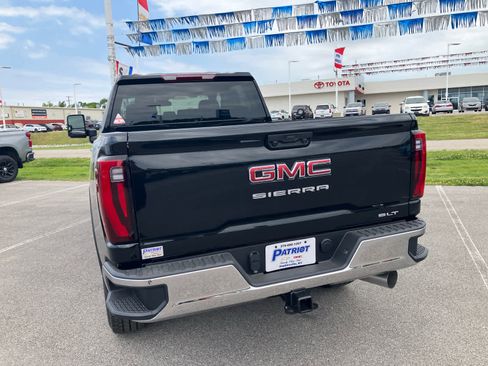 New 2026 GMC Sierra 2500 SLT AWD/4WD image 6