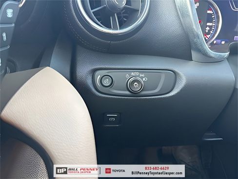 Used 2020 Chevrolet Blazer Premier w/ Driver Confidence II Package image 14