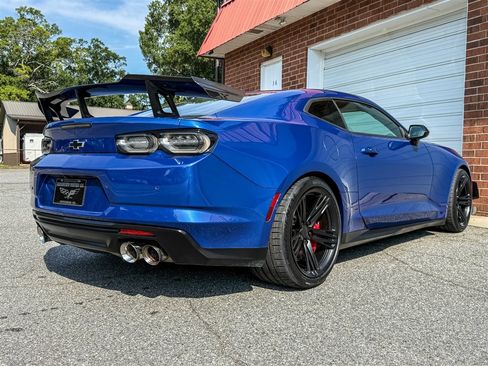 Used 2022 Chevrolet Camaro ZL1 RWD image 35