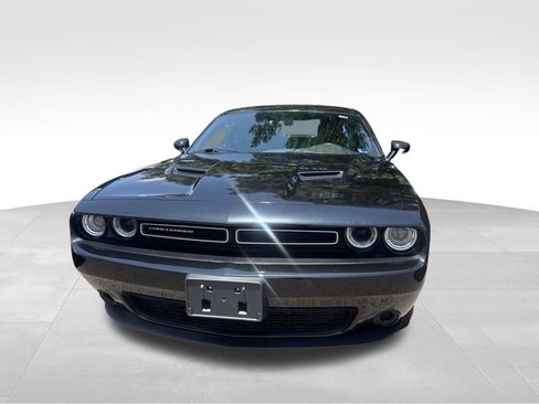 Used 2021 Dodge Challenger SXT RWD image 3