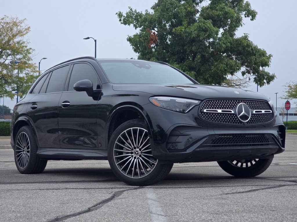 Certified 2025 Mercedes-Benz GLC 350e 4MATIC image 2