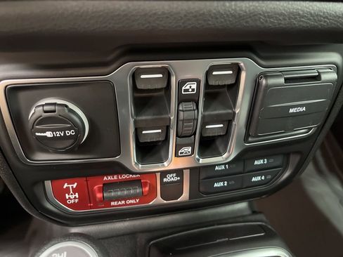 New 2026 Jeep Wrangler Unlimited Sport image 16