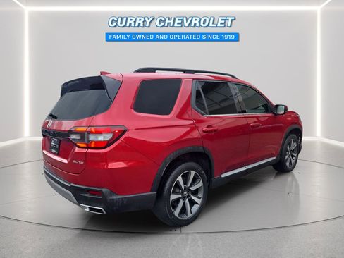 Used 2023 Honda Pilot Elite image 13