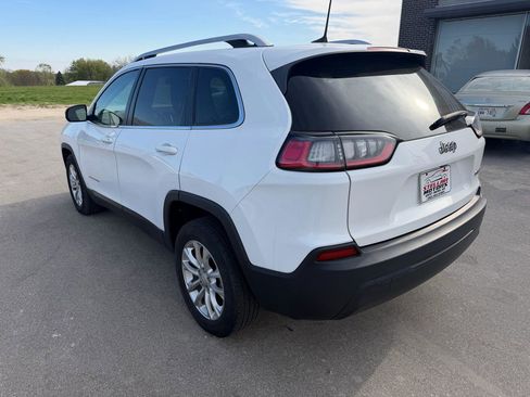 Used 2019 Jeep Cherokee Latitude w/ Popular Appearance Group FWD image 5