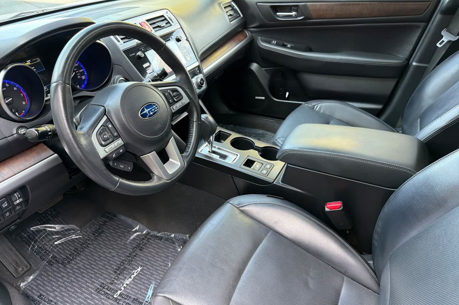 Used 2017 Subaru Outback 3.6R Limited AWD/4WD image 11