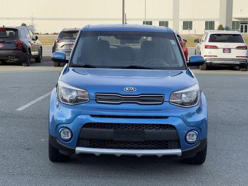 Used 2018 Kia Soul + image 5