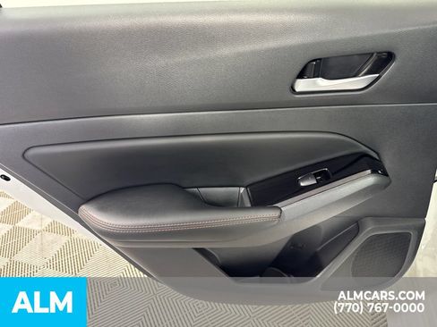 Used 2025 Nissan Altima 2.5 SR FWD image 25