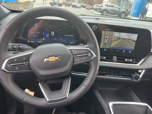 New 2026 Chevrolet Equinox LT w/ Safety and Technology Package AWD/4WD image 30