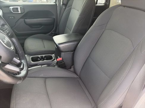 Used 2020 Jeep Wrangler Unlimited Sport S w/ Sun And Sound Package AWD/4WD image 12