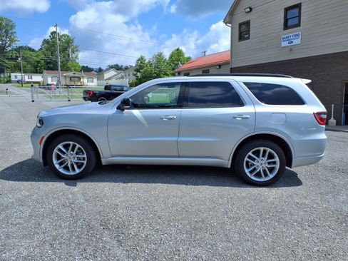Used 2024 Dodge Durango GT image 2