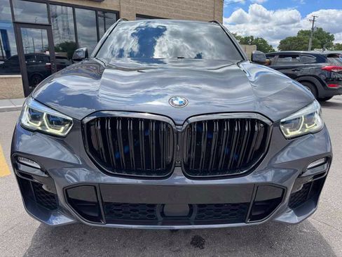 Used 2019 BMW X5 xDrive50i w/ M Sport Package AWD/4WD image 2